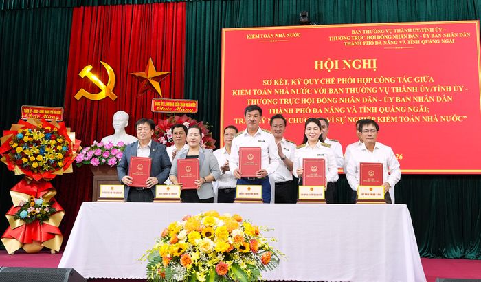 Kiểm toán nhà nước ký Quy chế phối hợp công tác với Thường trực HĐND, UBND tỉnh Quảng Ngãi - Ảnh: Hồng Thoan
