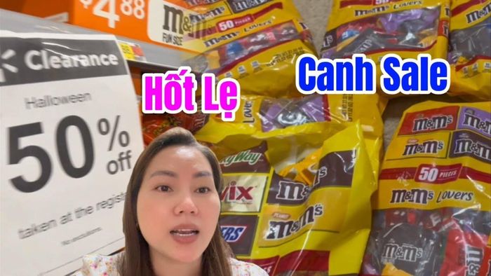 Mua đồ giảm giá vô tội vạ cũng khiến túi tiền của bạn vơi dần.