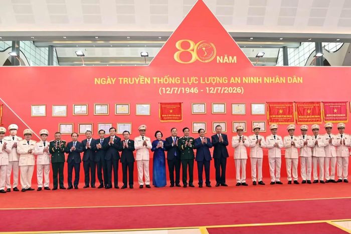  Tổng Bí thư, Chủ tịch nước Tô Lâm với các đại biểu