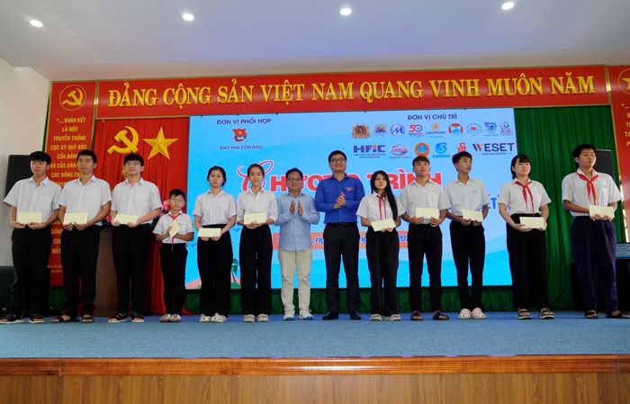 Nhiều hoạt động ý nghĩa được triển khai tại chương