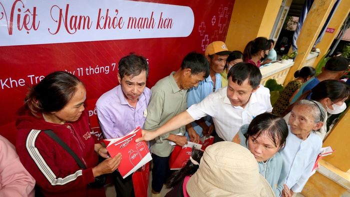 chương trình còn tổ chức nhiều hoạt động an sinh xã hội giàu ý nghĩa nhân văn.