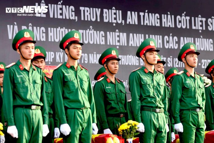 Buổi lễ được tổ chức nhân dịp kỷ niệm 79 năm Ngày Thương binh - Liệt sĩ (27/7/1947 - 27/7/2026), đồng thời dâng hương tưởng niệm các Anh hùng liệt sĩ đã hy sinh vì độc lập, tự do của Tổ quốc.