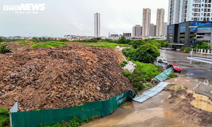 Hiện nay, một phần diện tích thuộc dự án đang được sử dụng làm nơi tập kết tạm thời đất đào từ các dự án hồ điều hòa nằm trong dự án chống ngập khẩn cấp của Hà Nội. Việc tận dụng quỹ đất chưa triển khai được đánh giá là giải pháp phù hợp, vừa giảm chi phí vận chuyển, vừa hỗ trợ đẩy nhanh tiến độ các công trình hạ tầng đang được thành phố ưu tiên thực hiện.