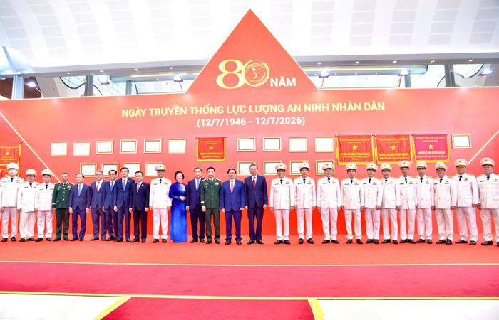 Tổng Bí thư, Chủ tịch nước Tô Lâm cùng các đồng chí lãnh đạo, nguyên lãnh đạo Đảng, Nhà nước đến dự Lễ kỷ niệm 80 năm Ngày truyền thống lực lượng An ninh nhân dân (12/7/1946-12/7/2026).