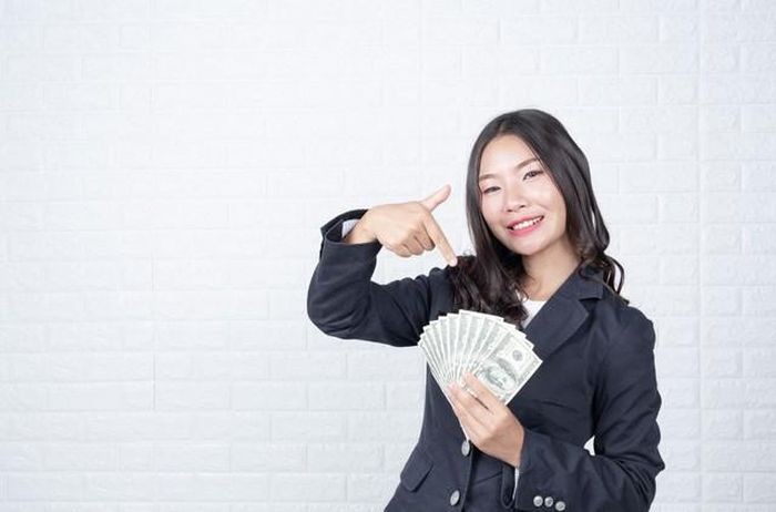 Tháng 8 tạo ra nhiều cơ hội cải thiện tài chính cho Sư Tử. Ảnh minh họa