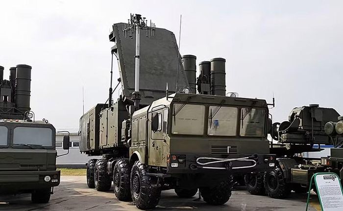 Dù vậy, việc loại bỏ S-400 chưa đồng nghĩa Ankara sẽ tự động trở lại chương trình F-35. Các quy định pháp lý của Mỹ liên quan đến thương vụ S-400 vẫn còn hiệu lực và mọi thay đổi đều có thể phải vượt qua sự xem xét của Quốc hội Mỹ.