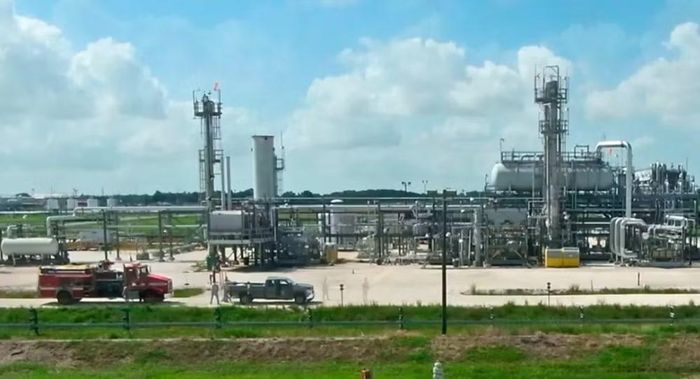 SPR không phải kho dự trữ cố định mà được bổ sung hoặc xuất kho tùy diễn biến thị trường. Khi xảy ra khủng hoảng,