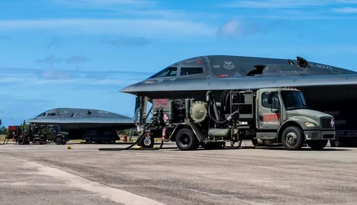Theo PACAF, hoạt động tiếp nhiên liệu được thực hiện ngày 1/7 và hình ảnh chính thức được công bố ngày 10/7.