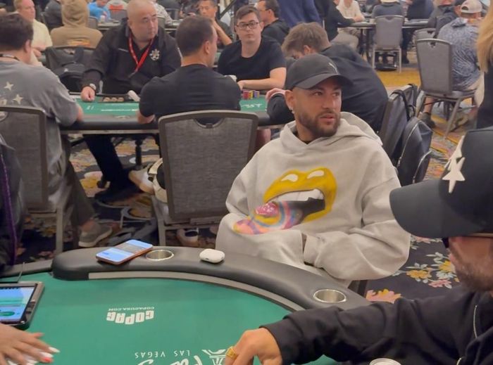Neymar tham dự giải Poker tại Mỹ. Ảnh: Video WSOP.