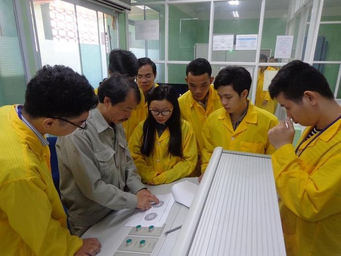 Kiến tập vận hành lò phản ứng nghiên cứu Đà Lạt tại Viện Nghiên cứu Hạt nhân Đà Lạt