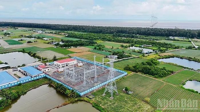 Trạm truyền tải điện thuộc dự án Nhà máy điện gió Đông Hải, xã Đông Hải, tỉnh Vĩnh Long.