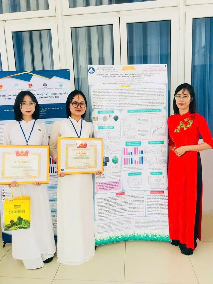 Thu Uyên tham gia cuộc thi về Khoa học và Công nghệ dành cho sinh viên năm 2025.