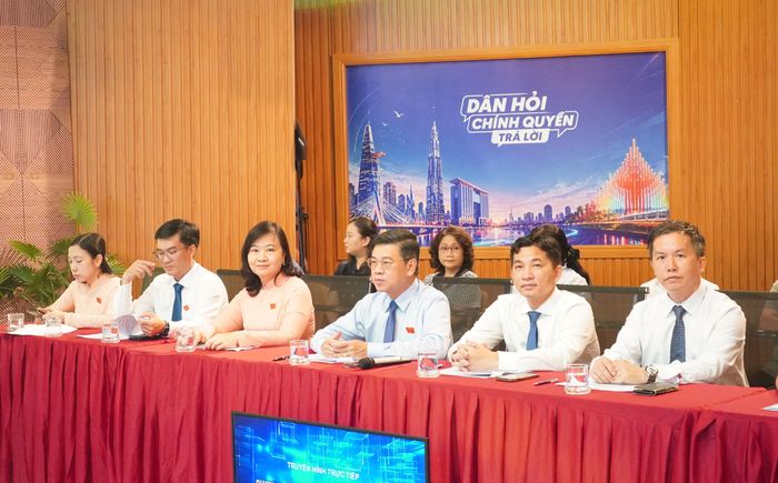  Các đại biểu dự chương trình. Ảnh: PHƯƠNG UYÊN 