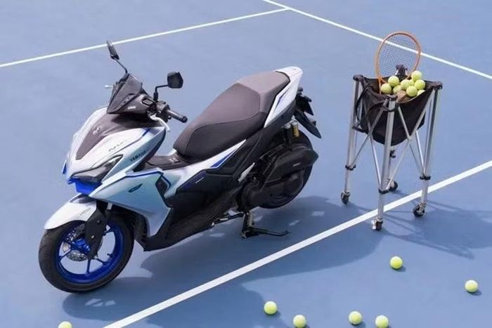 Tại Ấn Độ, Yamaha NVX phiên bản thuần điện hay Aerox E có giá bán quy đổi tương đương khoảng 77,3 triệu đồng. Hiện vẫn chưa có thông tin mẫu xe tay ga thuần điện này sẽ bán ra tại thị trường Đông Nam Á, hay Việt Nam.