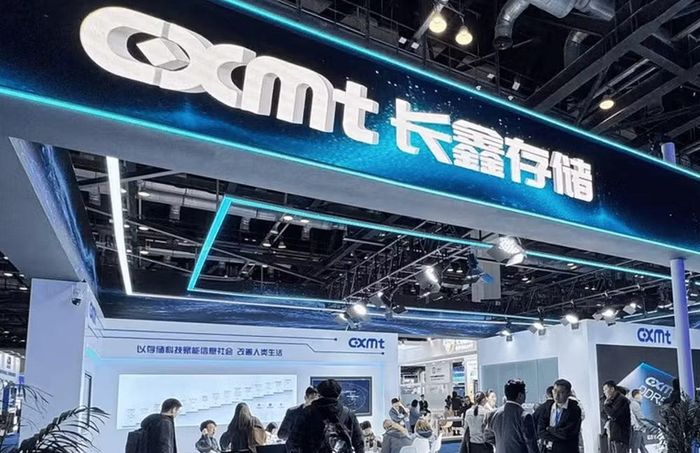 Từng bị xem là một "máy đốt tiền" của ngành bán dẫn Trung Quốc, ChangXin Memory Technologies (CXMT) đang tạo nên màn lội ngược dòng ngoạn mục khi chuẩn bị IPO với mức định giá được dự báo lên tới 3.000 tỷ Nhân dân tệ, trở thành một trong những doanh nghiệp công nghệ đáng chú ý nhất của nước này và là niềm hy vọng trong chiến lược tự chủ chip của Bắc Kinh.