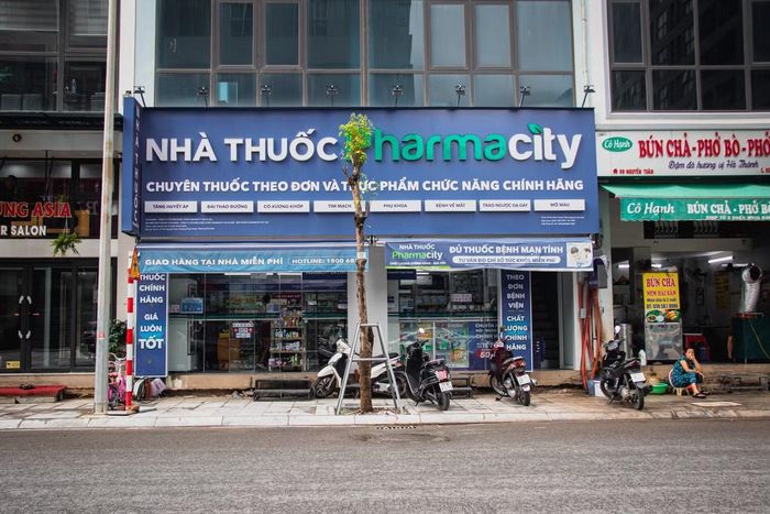 Các hạng mục như vỉa hè, cây xanh, hệ thống chiếu sáng cơ bản đã được hoàn thiện.