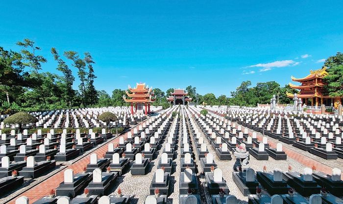 Nghĩa trang Liệt sĩ quốc gia Trường Sơn có 10.197 mộ liệt sĩ, trong đó có 1.137 mộ còn thiếu thông tin và 93 mộ chưa xác định được thông tin