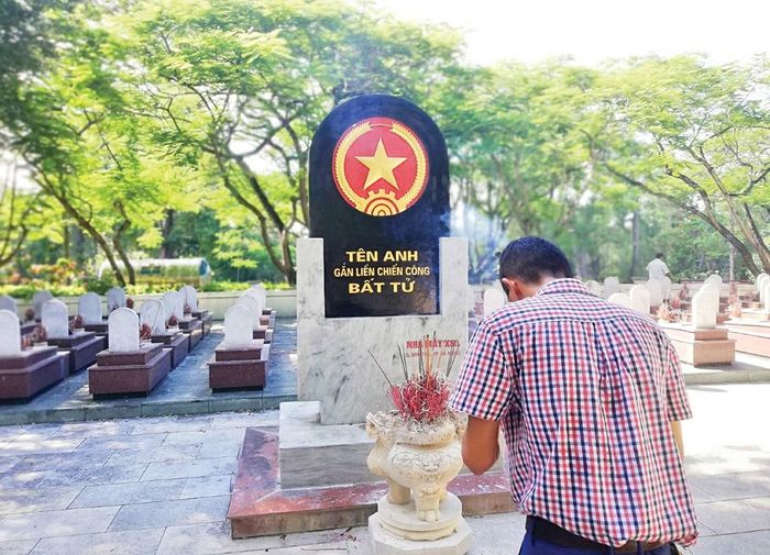 “Chiến dịch 500 ngày đêm” đẩy mạnh thực hiện tìm kiếm, quy tập và xác định danh tính hài cốt liệt sĩ