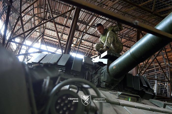 Xe tăng T-72 của Nga bị Ukraine thu giữ. Ảnh: Defense Express