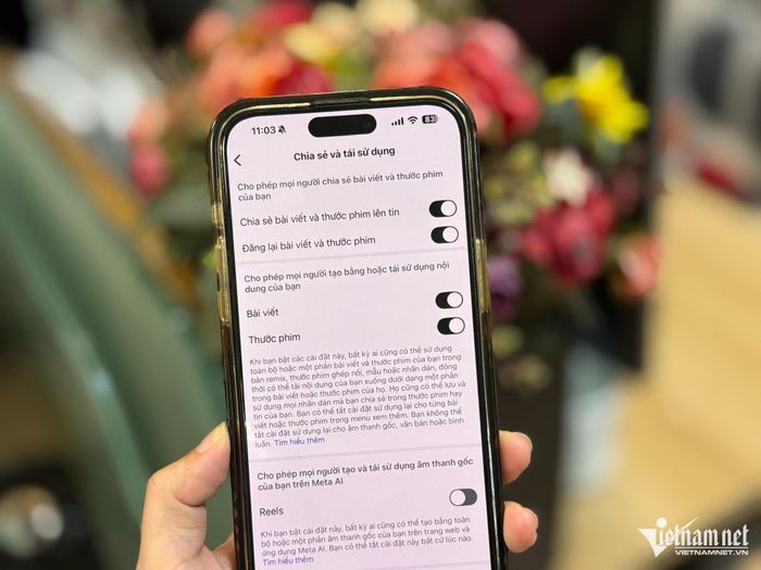 Meta đã phải ngừng tính năng AI tạo ảnh từ tài khoản Instagram công khai sau khi vấp phải sự phản đối. Ảnh: Du Lam