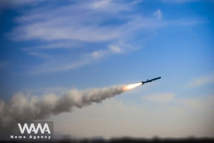 Iran tấn công các căn cứ ở Vùng Vịnh để đáp trả Mỹ. Ảnh: WANA