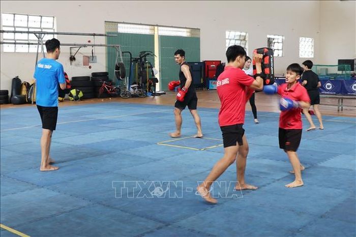 Vận động viên Đội tuyển Vovinam tỉnh Đồng Tháp đang tập luyện.