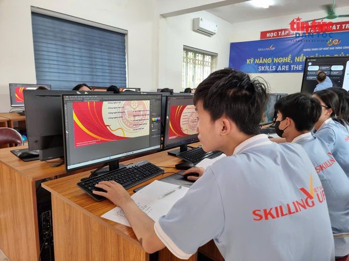 Ứng dụng công nghệ trong đào tạo.