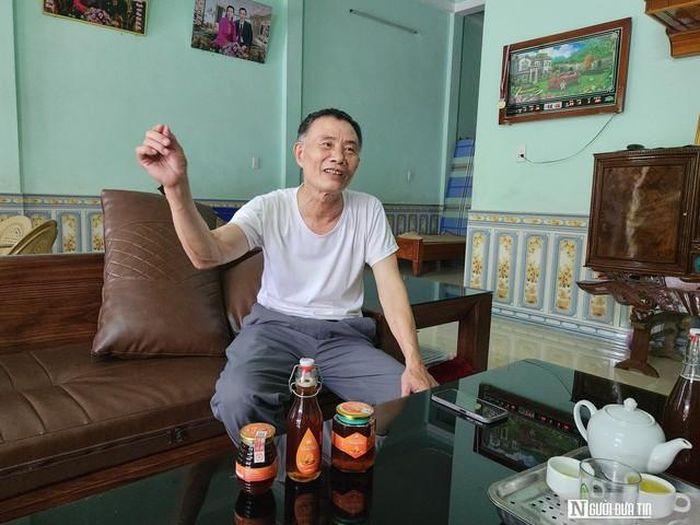 Ông Nguyễn Tiến Dũng cho biết, nghề nuôi ong đã mang lại nguồn thu nhập ổn định cho người dân địa phươn.