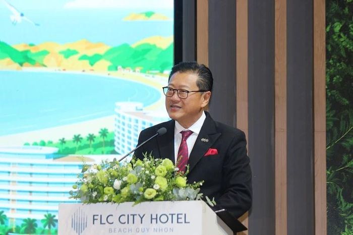 Ông Ricky Ho - Tổng quản lý FLC Quy Nhơn, chia sẻ tại buổi họp báo.