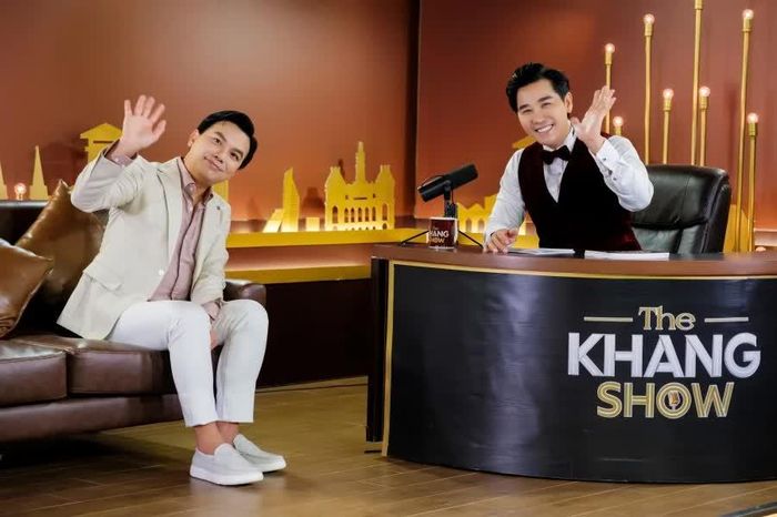 Ca sĩ Mạnh Quỳnh và MC Nguyên Khang.