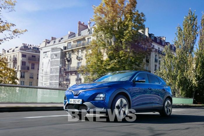 Mẫu B-SUV VinFast VF 6 có 2.988 xe được bàn giao đến tay khách hàng