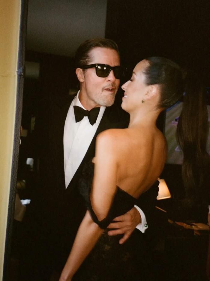 Brad Pitt và Ines de Ramon bắt đầu được cho là hẹn hò từ năm 2022.