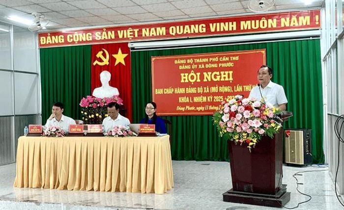 Đại diện lãnh đạo TP Cần Thơ phát biểu chỉ đạo về định hướng phát triển quy hoạch địa phương.