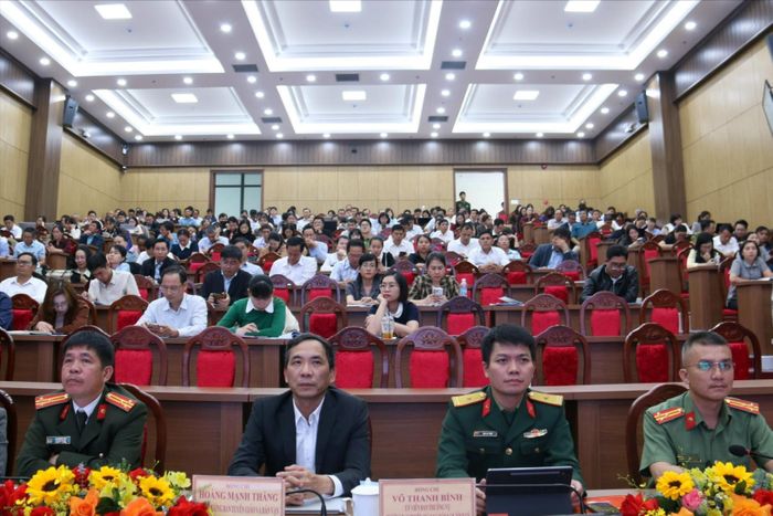 Hội nghị tập huấn nghiệp vụ công tác bảo vệ nền tảng tư tưởng của Đảng cho cán bộ tham mưu Ban Công tác 35 năm 2025. Ảnh tư liệu