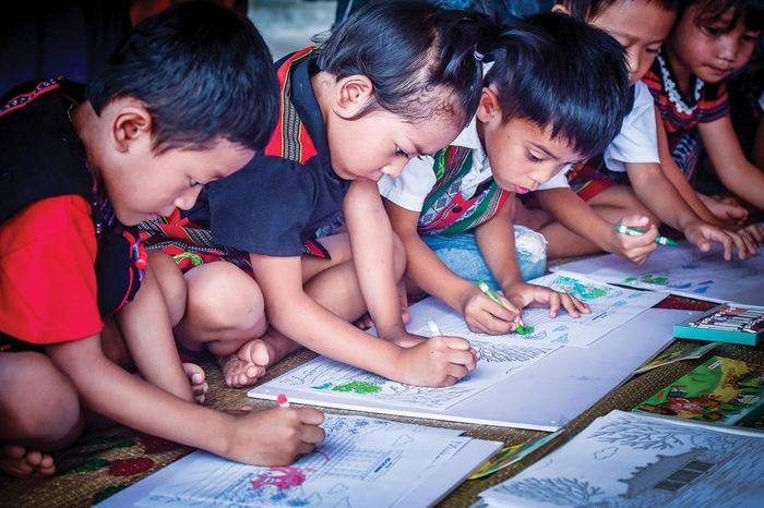 Chúng em cùng vẽ