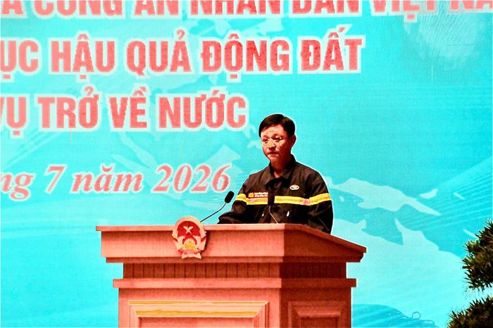 Đại tá Phạm Hùng Dương, Phó Cục trưởng Cục Cảnh sát PCCC và CNCH, Trưởng đoàn công tác của Bộ Công an tại Venezuela phát biểu tại buổi Lễ tuyên dương