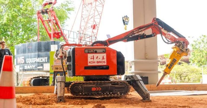 Robot thi công nền đa năng. Ảnh: EdgeProp