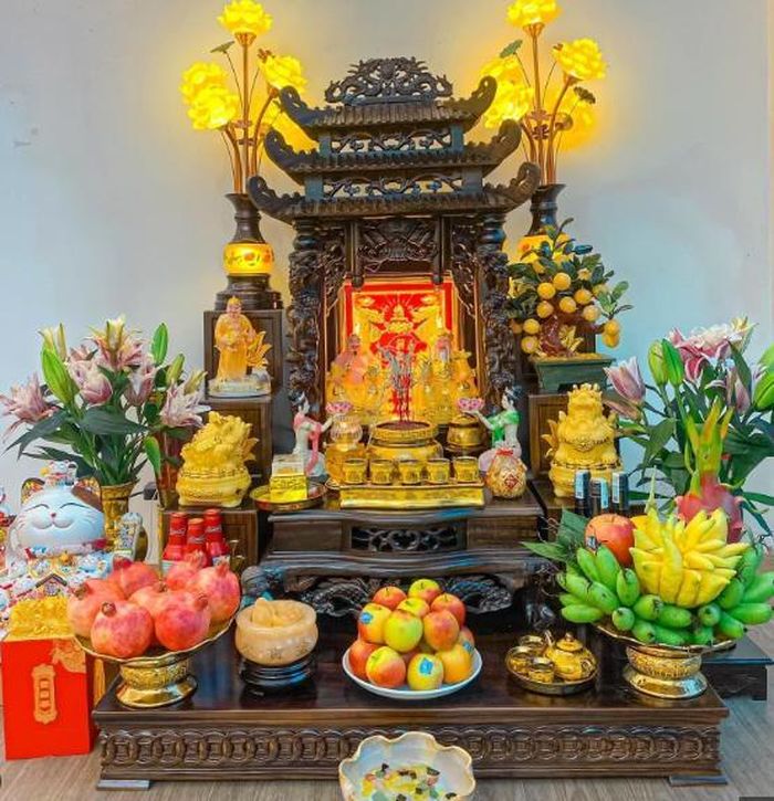 Việc lắp đèn điện trên bàn thờ Thần tài, ông Địa là hoàn toàn có thể tuy nhiên đẹp nhất, đúng nhất và đem lại yếu tố phong thủy đúng nhất vẫn là đèn dầu.
