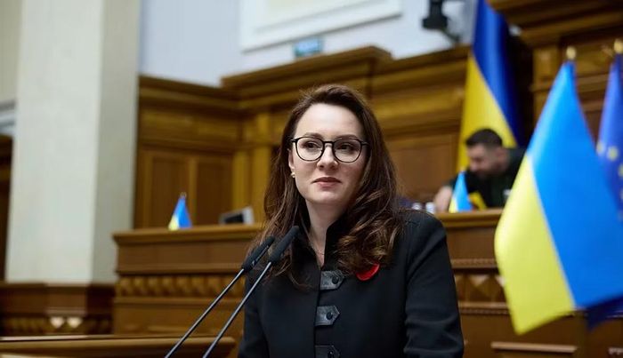 Trong tuyên bố được công bố cùng ngày, ông Zelensky gửi lời cảm ơn tới bà Yulia Svyrydenko vì những đóng góp trong thời gian giữ cương vị Thủ tướng cũng như các năm công tác trước đó.