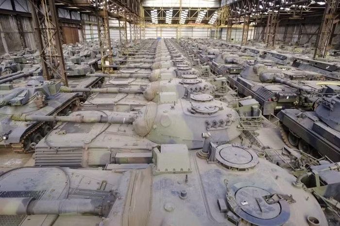 Thông tin từ mặt trận thường xuyên cho biết những chiếc MBT này đang bị phá hủy khắp mọi nơi trên chiến tuyến, tổn thất đã ở mức rất đáng báo động.