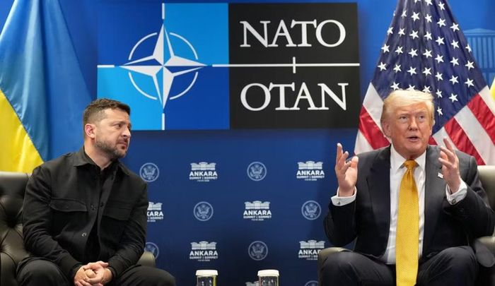 Ông Zelensky không tiết lộ những quan chức nào sẽ nằm trong diện cải tổ hoặc quy mô của đợt điều chỉnh lần này.