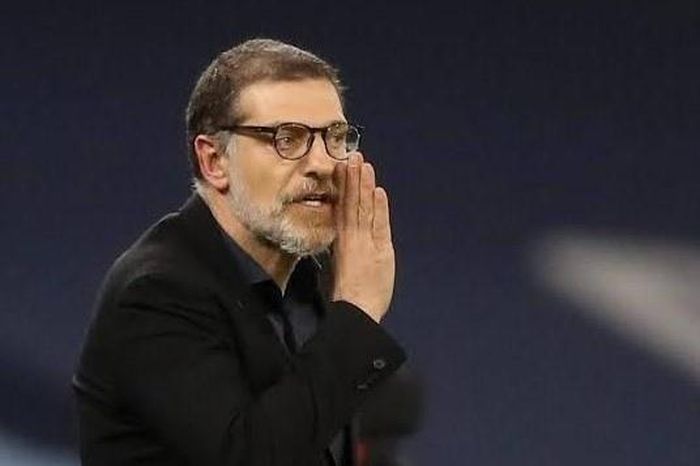 Slaven Bilic chính thức làm huấn luyện viên trưởng của tuyển Croatia.