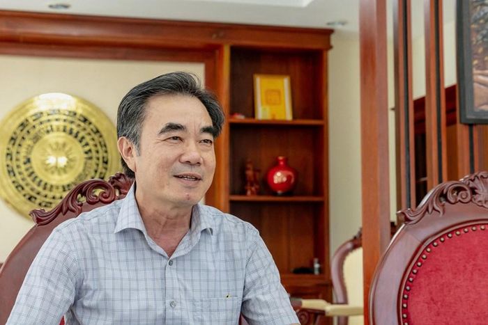 Ông Nguyễn Lương Bình chia sẻ: Học sinh THPT đặc biệt là học sinh người đồng bào dân tộc đây là giai đoạn quan trọng để hình thành lý tưởng cách mạng, bản lĩnh chính trị và khát vọng cống hiến. Nếu được phát hiện, bồi dưỡng và đồng hành đúng hướng, các em sẽ trở thành nguồn cán bộ trẻ có chất lượng cho hệ thống chính trị trong tương lai.