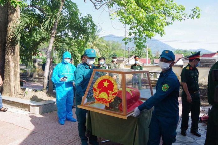 Khánh Hòa xác định "Chiến dịch 500 ngày đêm đẩy mạnh thực hiện tìm kiếm, quy tập và xác định danh tính hài cốt liệt sĩ" là nhiệm vụ chính trị đặc biệt quan trọng, thể hiện đạo lý "Uống nước nhớ nguồn", tri ân các anh hùng, liệt sĩ đã anh dũng hi sinh vì độc lập dân tộc