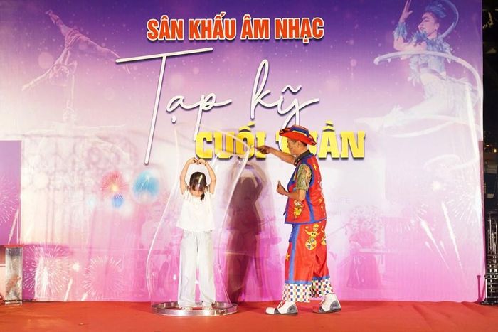 Chương trình “Âm nhạc cộng đồng” góp phần đưa nghệ thuật đến gần công chúng, tạo không gian trải nghiệm văn hóa bổ ích để các gia đình và trẻ nhỏ cùng thưởng thức trong dịp cuối tuần