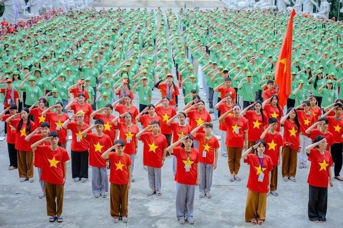 Trại sinh tham gia Hội trại
