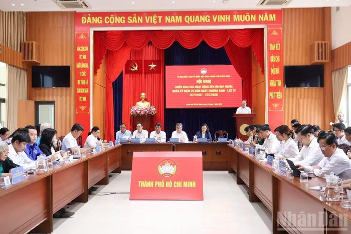Toàn cảnh hội nghị.