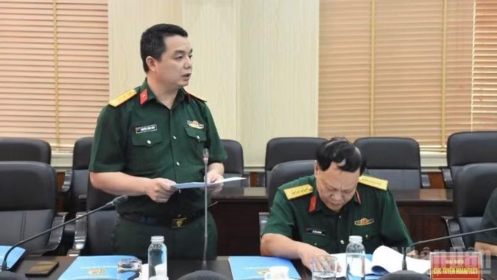 Thư ký hội thi báo cáo công tác chuẩn bị hội thi.
