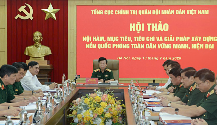 Các đại biểu dự hội thảo. 