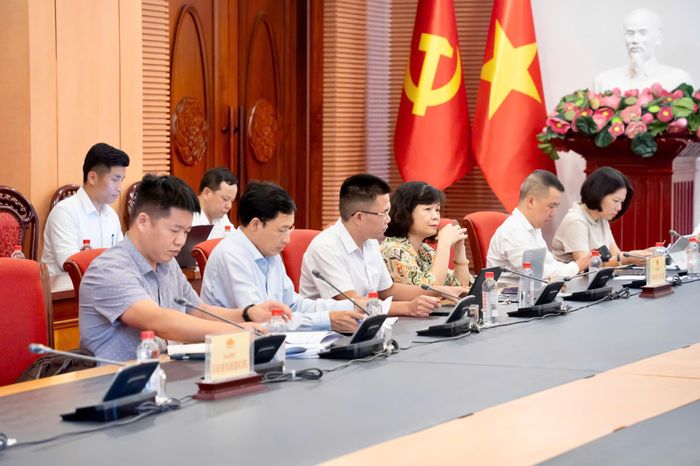 Đại biểu dự họp. Ảnh: CẨM HÀ
